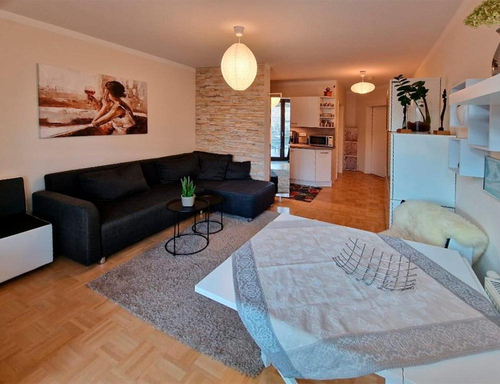 Ferienwohnung Arlett Dresden Buitenkant foto